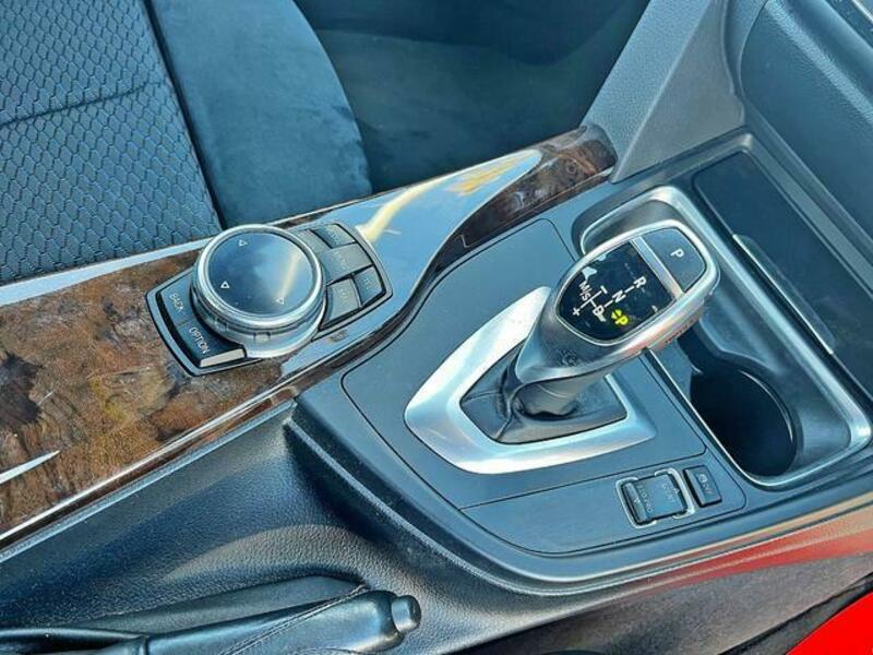 4 SERIES