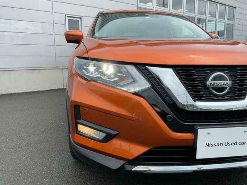 X-TRAIL