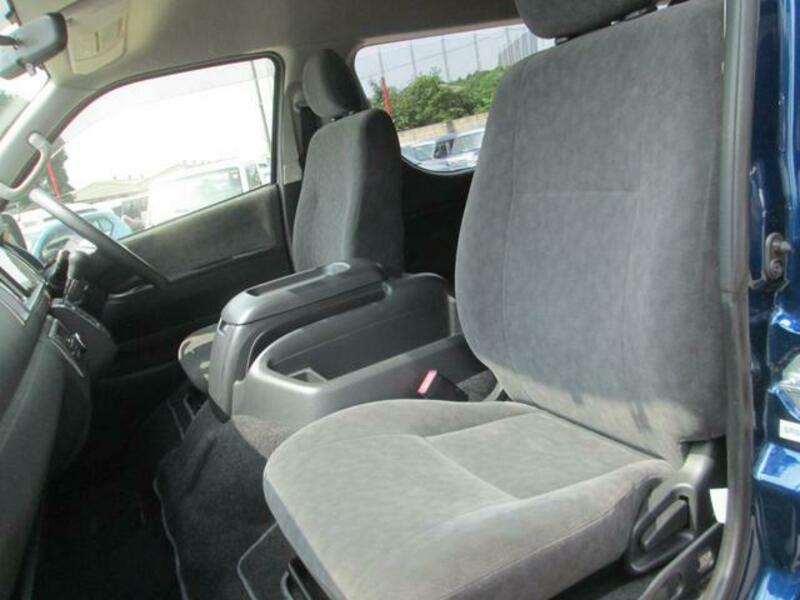 HIACE WAGON