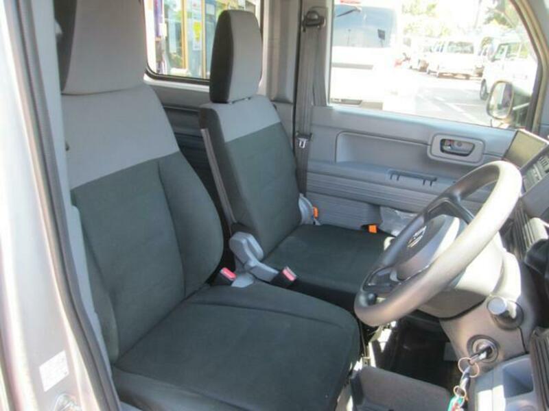 N-VAN