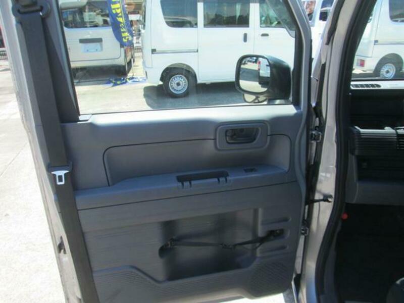 N-VAN