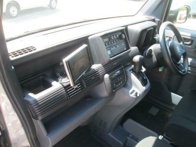 N-VAN