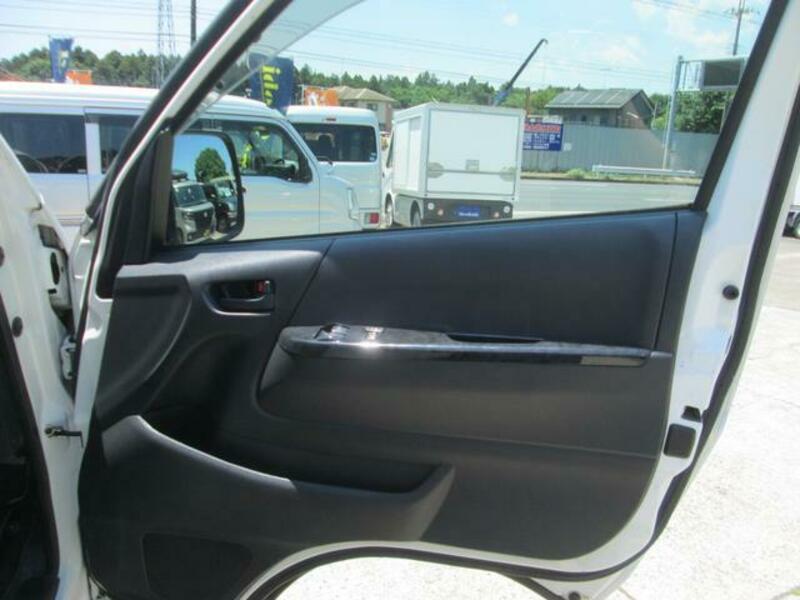 HIACE WAGON