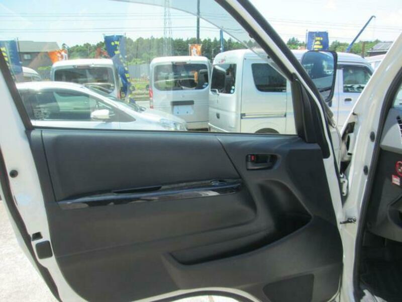 HIACE WAGON