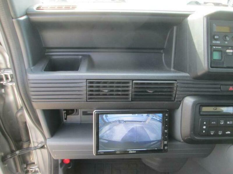 N-VAN