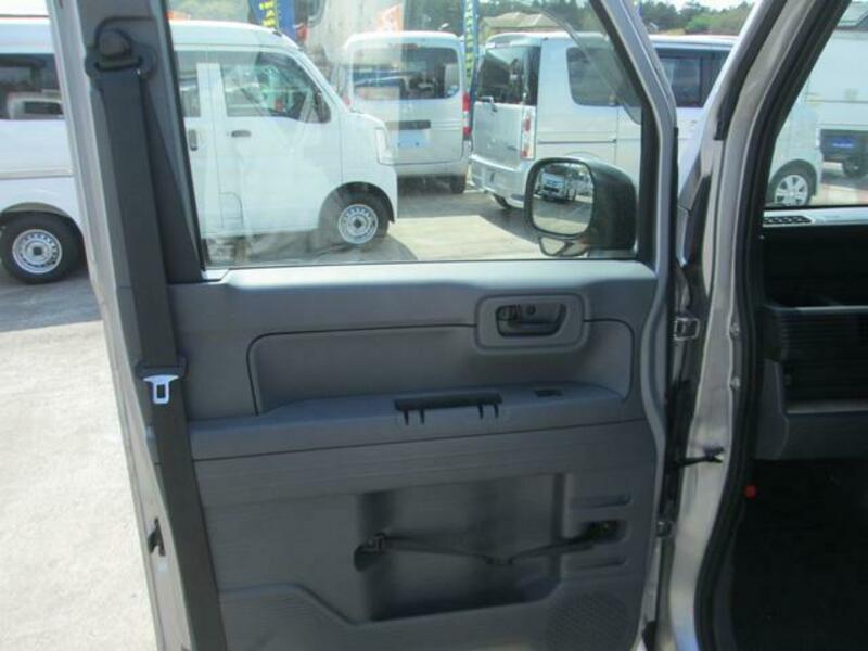 N-VAN