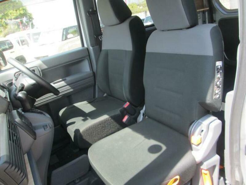 N-VAN