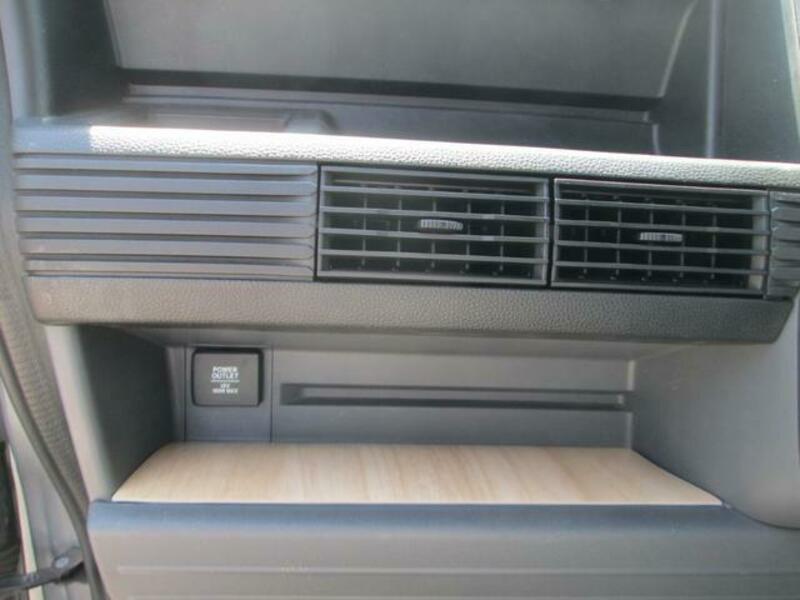 N-VAN