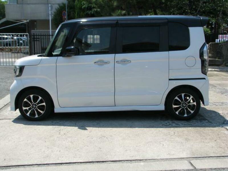 N BOX CUSTOM