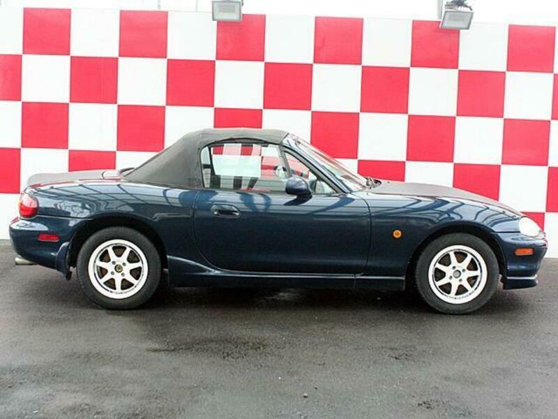 ROADSTER
