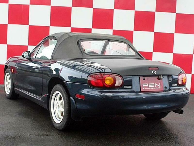 ROADSTER