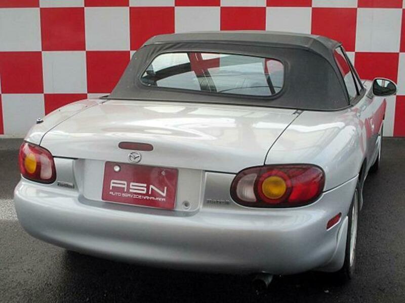 ROADSTER