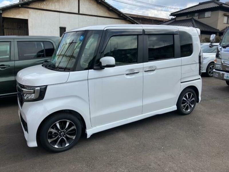 N BOX CUSTOM