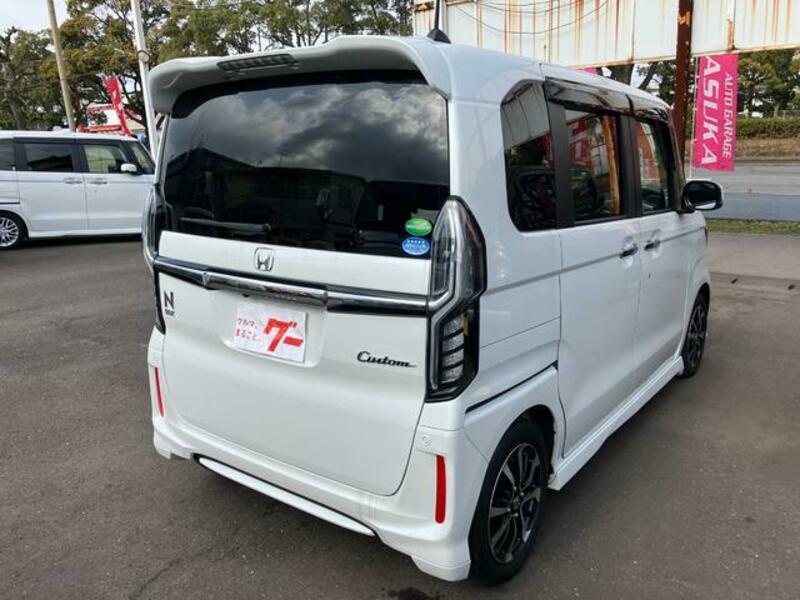 N BOX CUSTOM