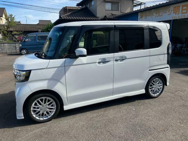 N BOX CUSTOM