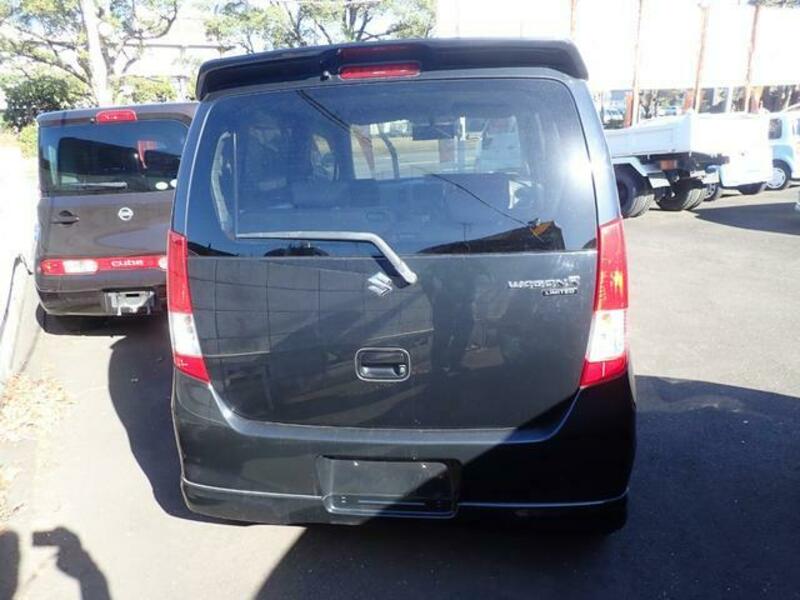 WAGON R