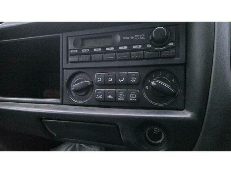 BONGO VAN