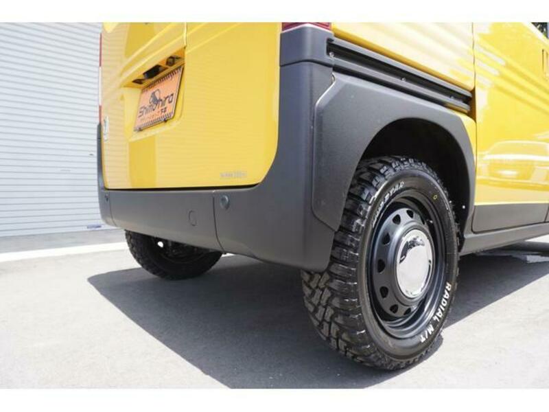 N-VAN