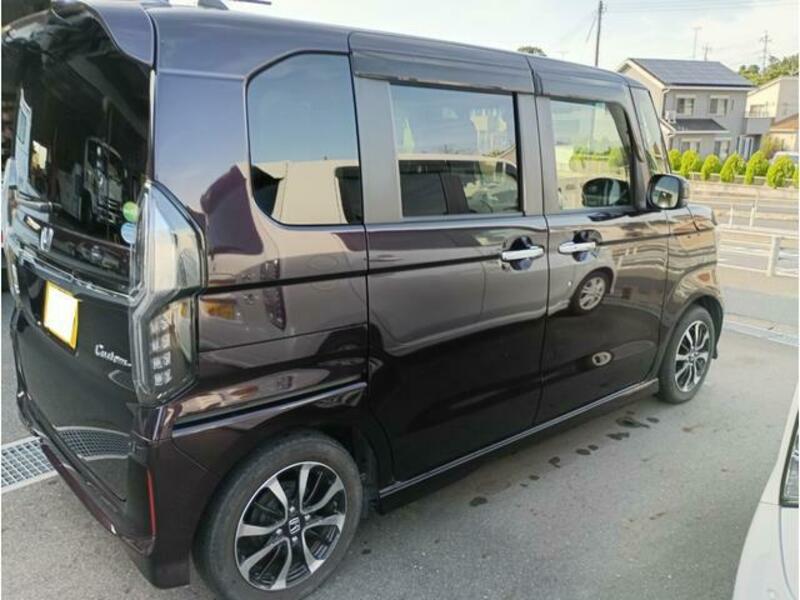 N BOX CUSTOM