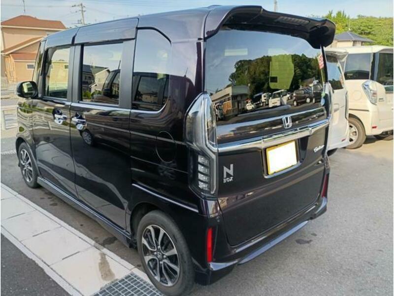 N BOX CUSTOM