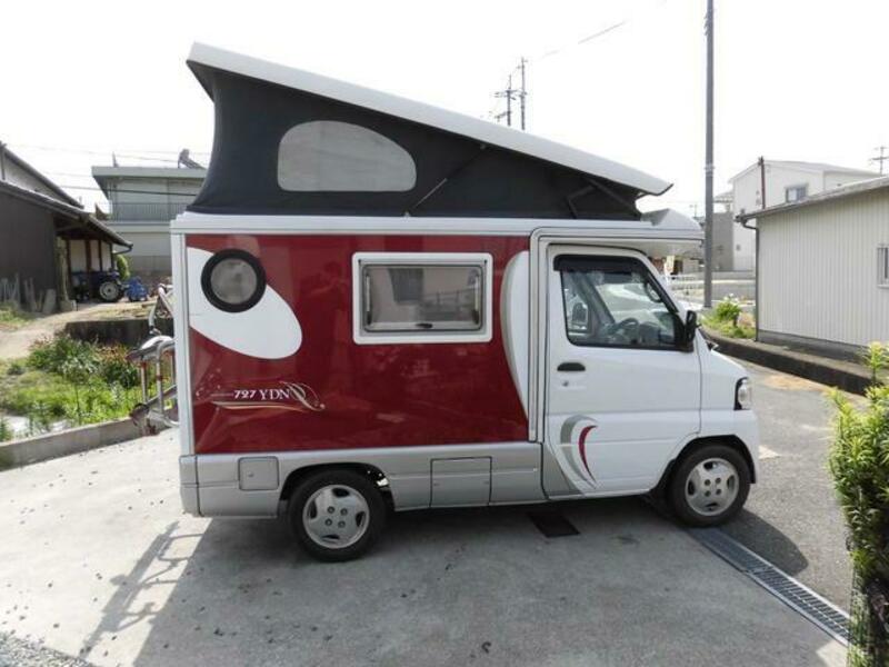 CLIPPER TRUCK