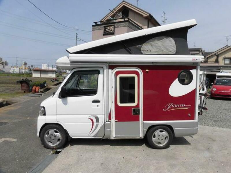 CLIPPER TRUCK