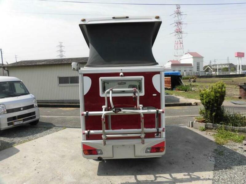 CLIPPER TRUCK