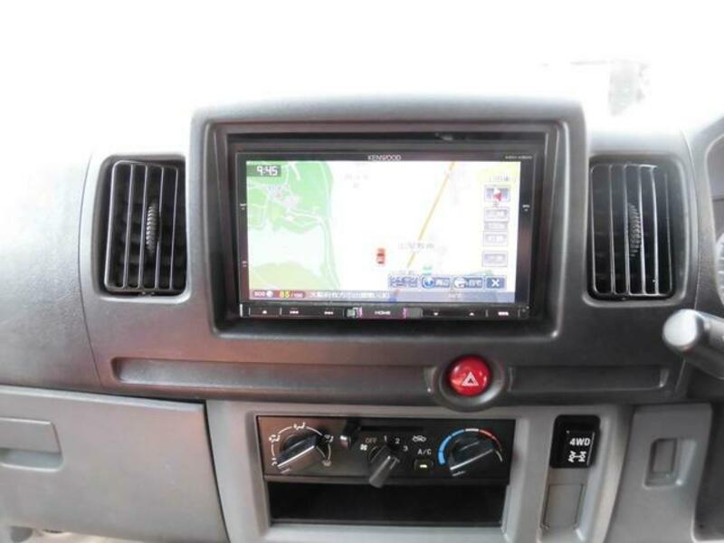 CLIPPER TRUCK