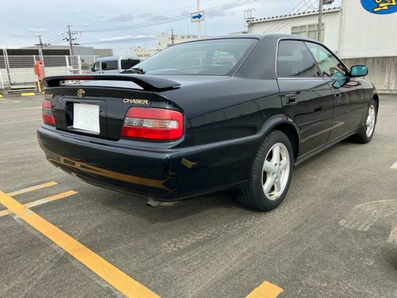 CHASER