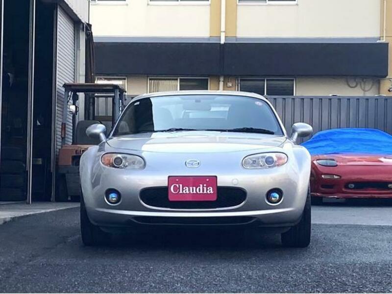 ROADSTER