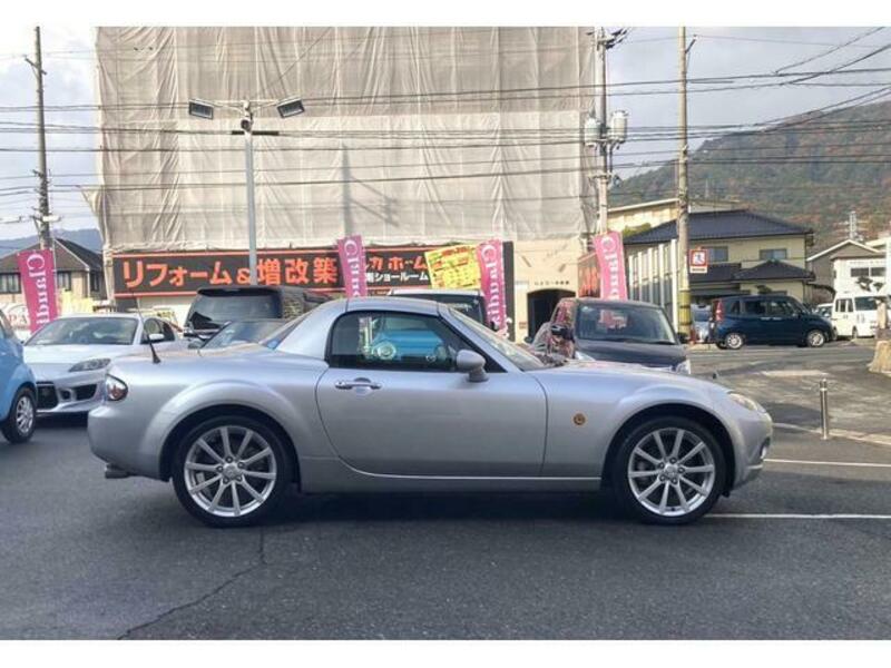 ROADSTER