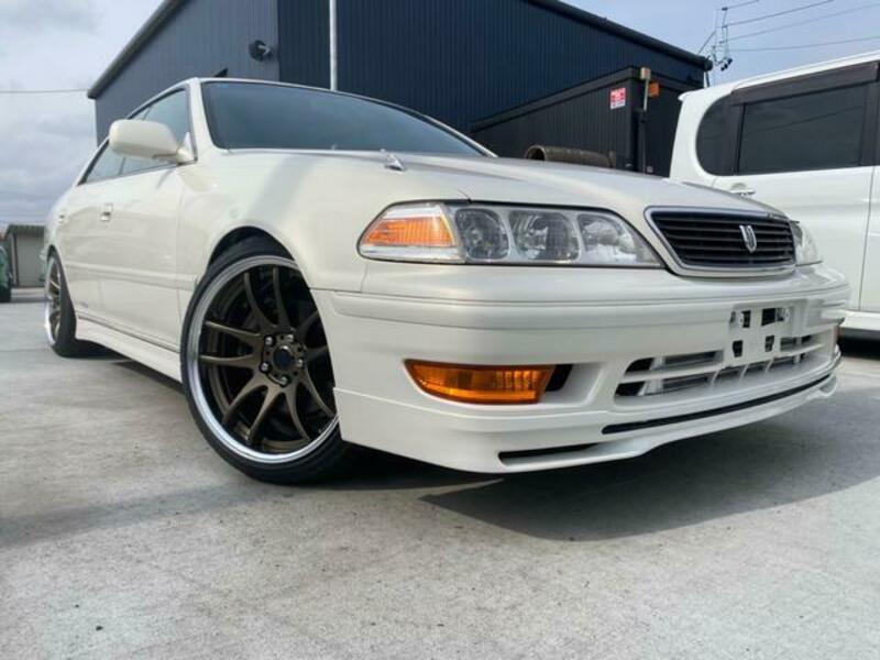 TOYOTA MARK II