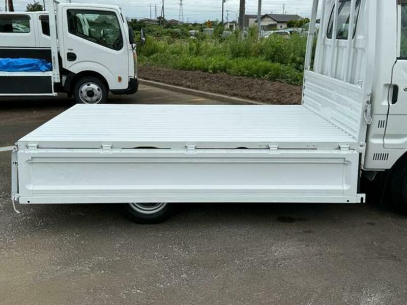 BONGO TRUCK