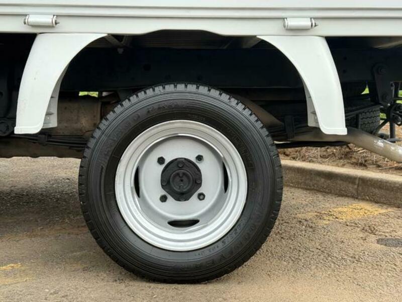 BONGO TRUCK