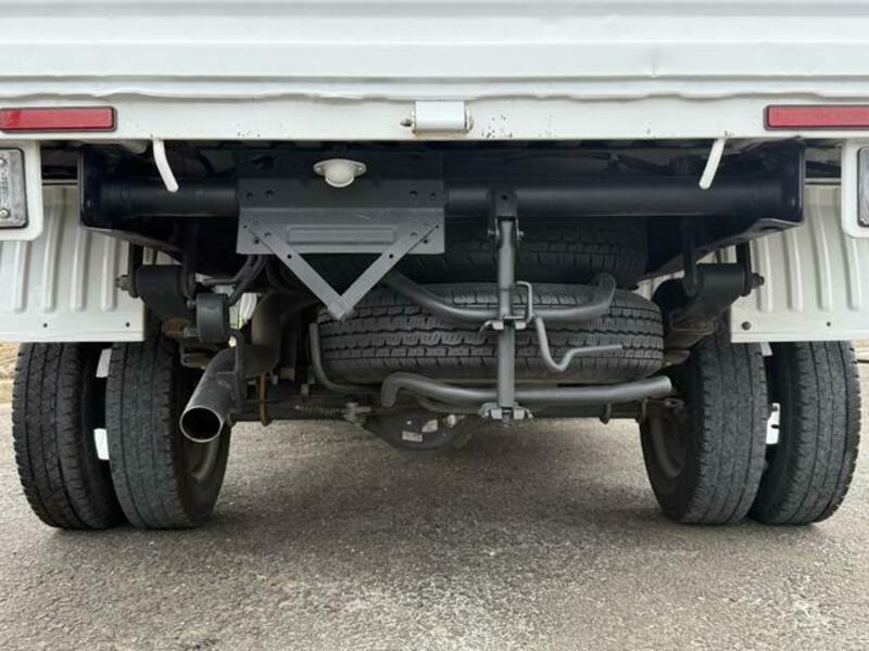 BONGO TRUCK