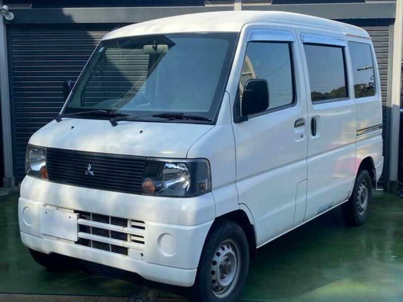MINICAB VAN