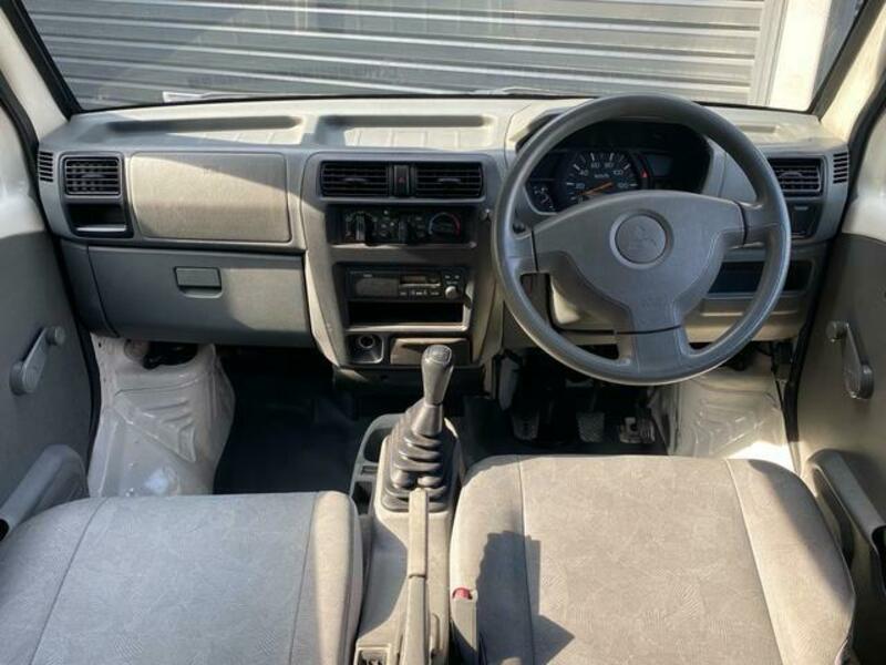 MINICAB VAN