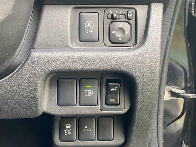 EK CUSTOM