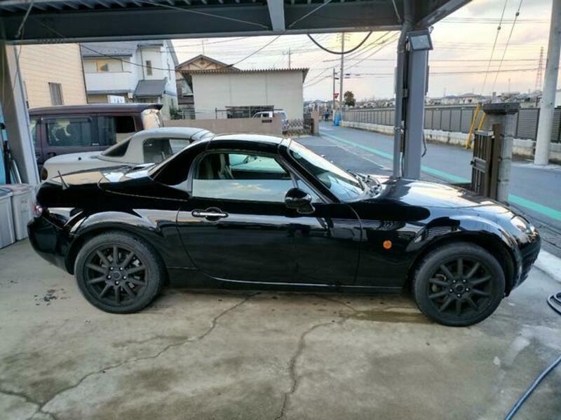 ROADSTER