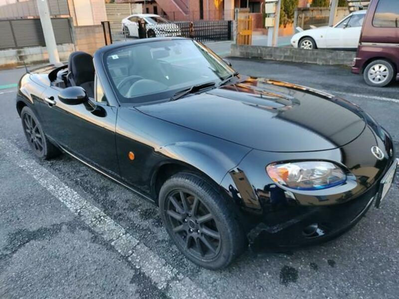 ROADSTER