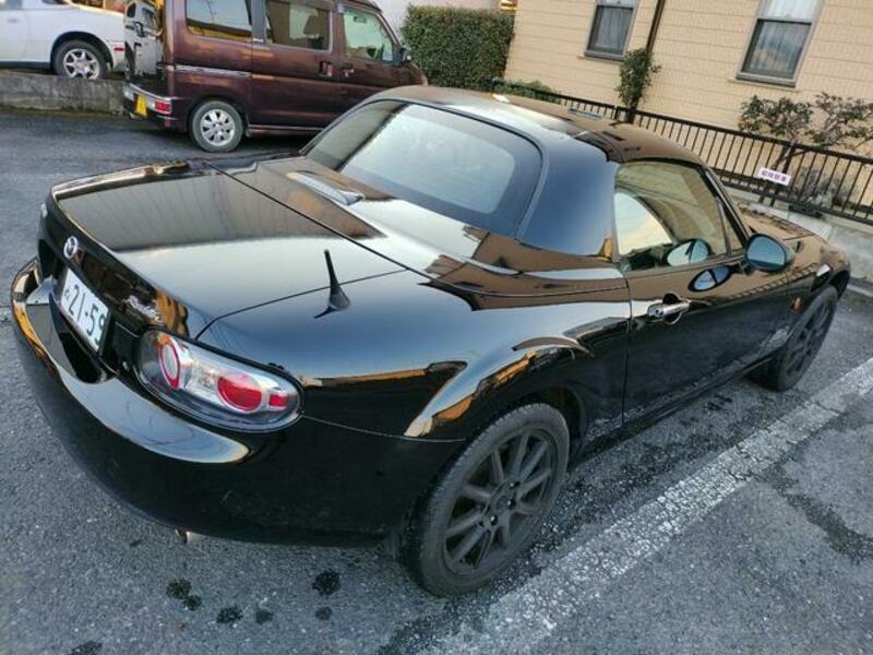ROADSTER