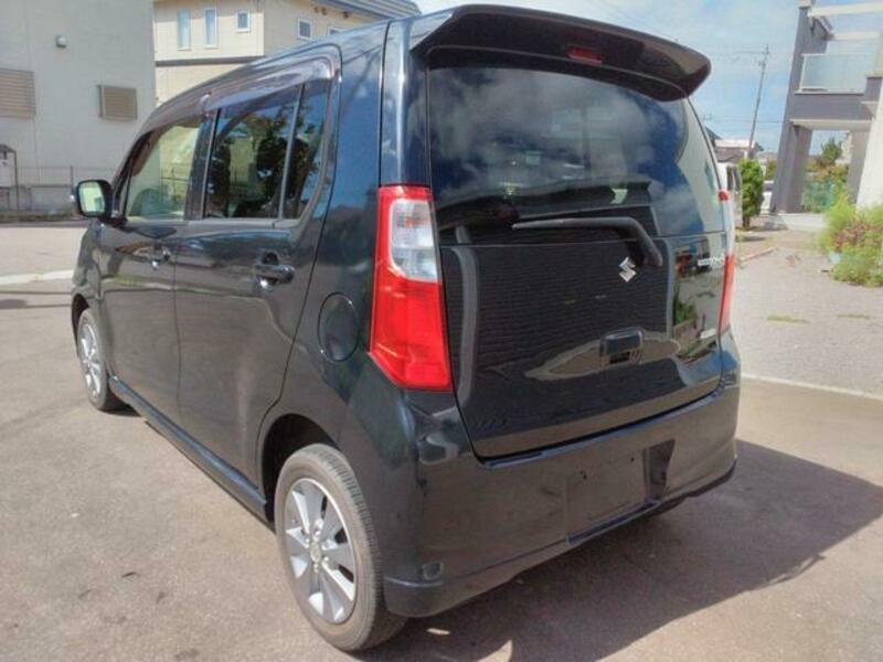 WAGON R