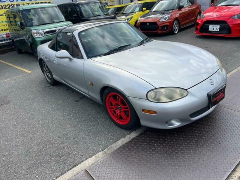 ROADSTER