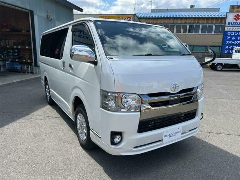 HIACE VAN