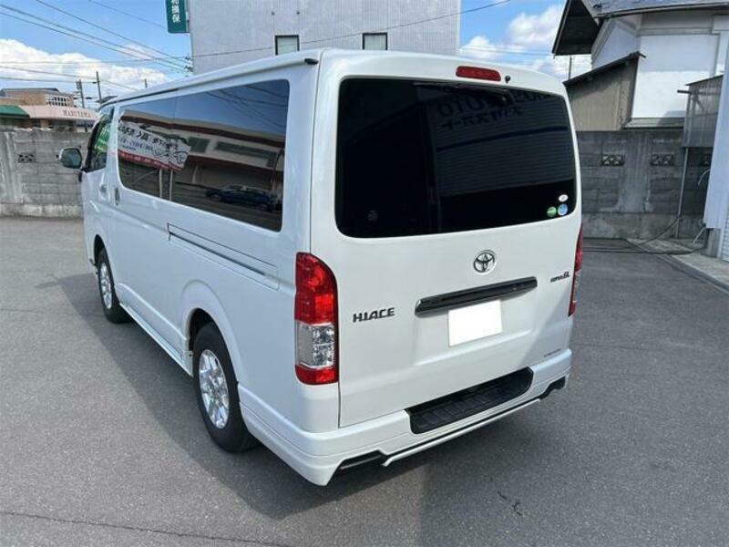 HIACE VAN