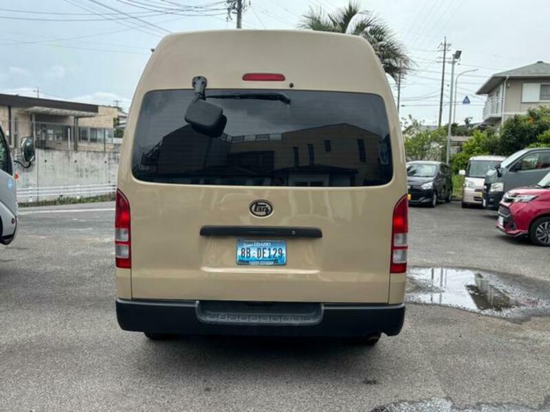 HIACE VAN