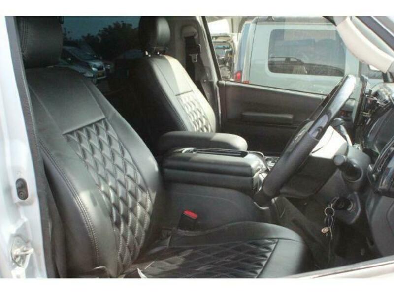 HIACE WAGON