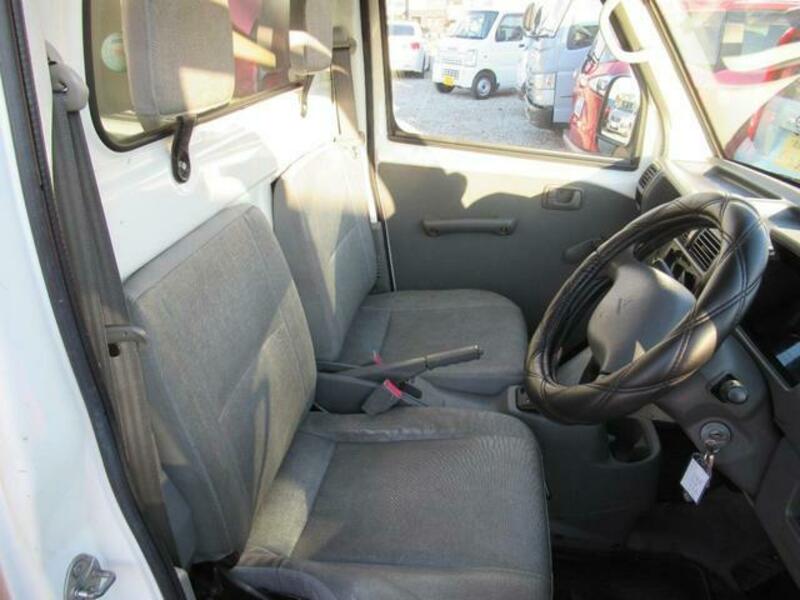 MINICAB TRUCK