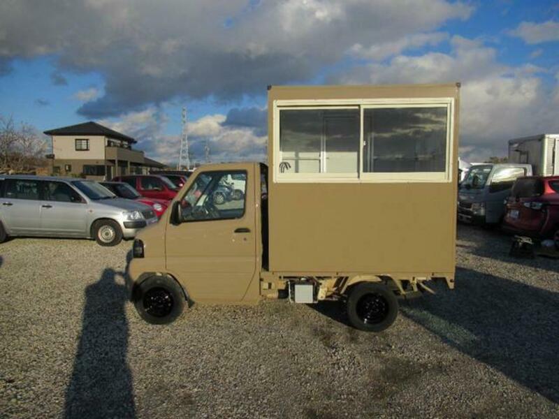 MINICAB TRUCK