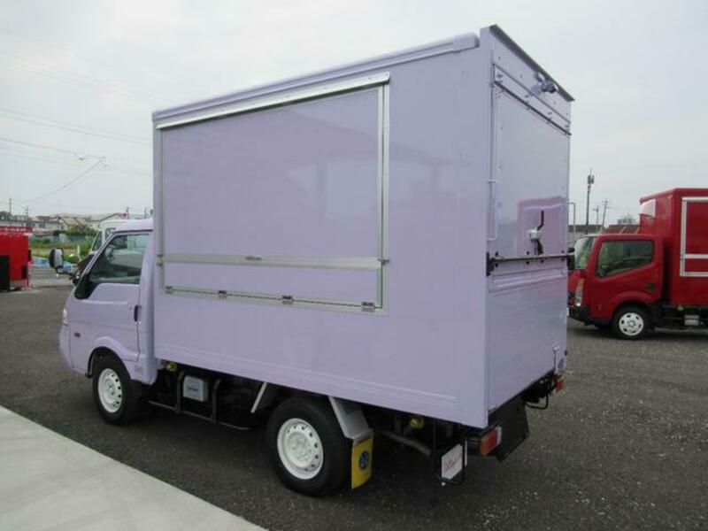 BONGO TRUCK